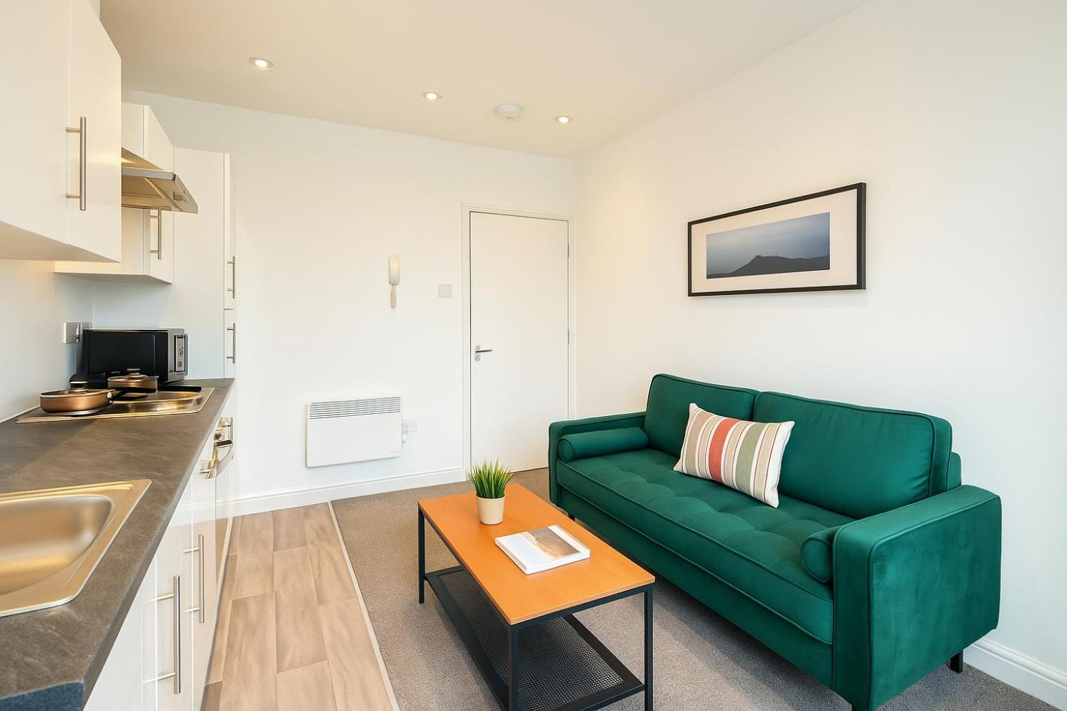 2 Bedroom Apartment Near City Centre, Uni & Parks! Cardiff Dış mekan fotoğraf